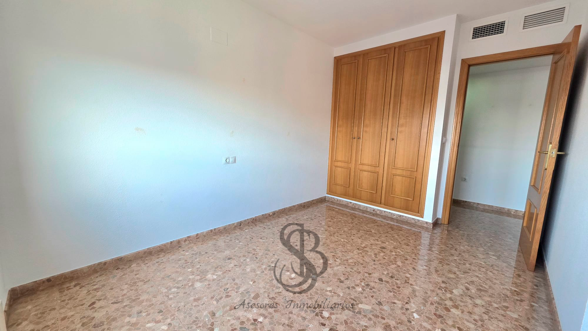 Ático en C.C. Gran via (Alicante) Ref.S-716